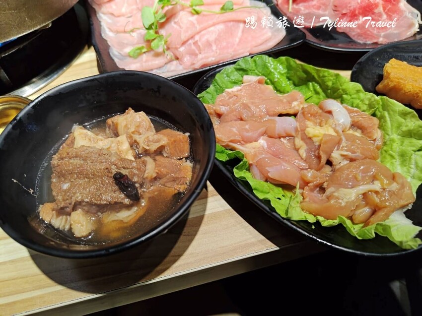 新北市永和區【新北美食】饗食鍋，一人獨享火烤兩吃鍋 | 在地超人氣必吃小火鍋，鴛鴦鍋雙湯頭超享受 | 永和平價火鍋推薦