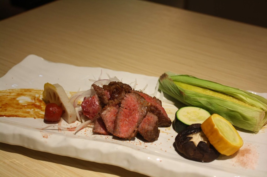 【台北松山區日式料理推薦】歐買尬海鮮串燒-金箔壽司與炙燒大干貝佐海膽蟹膏堡讓人捨不得吃掉~套餐選擇份量十足