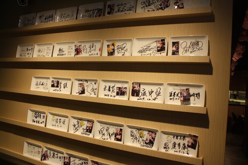 【台北松山區日式料理推薦】歐買尬海鮮串燒-金箔壽司與炙燒大干貝佐海膽蟹膏堡讓人捨不得吃掉~套餐選擇份量十足