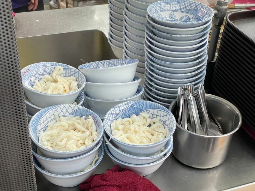 水龍頭就有焿湯！！台北人心中第一名鴨肉焿