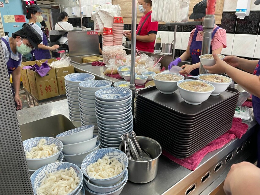 水龍頭就有焿湯！！台北人心中第一名鴨肉焿