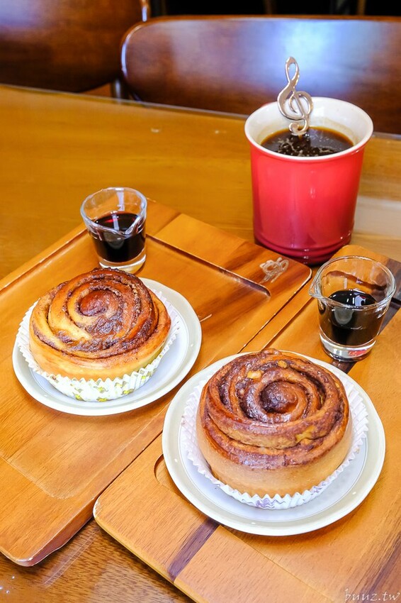 低調隱密法式甜點店,達克瓦茲專賣O.S.手作烘焙,一周只開三天,最新花茶達克瓦茲,融入花香茶韻~