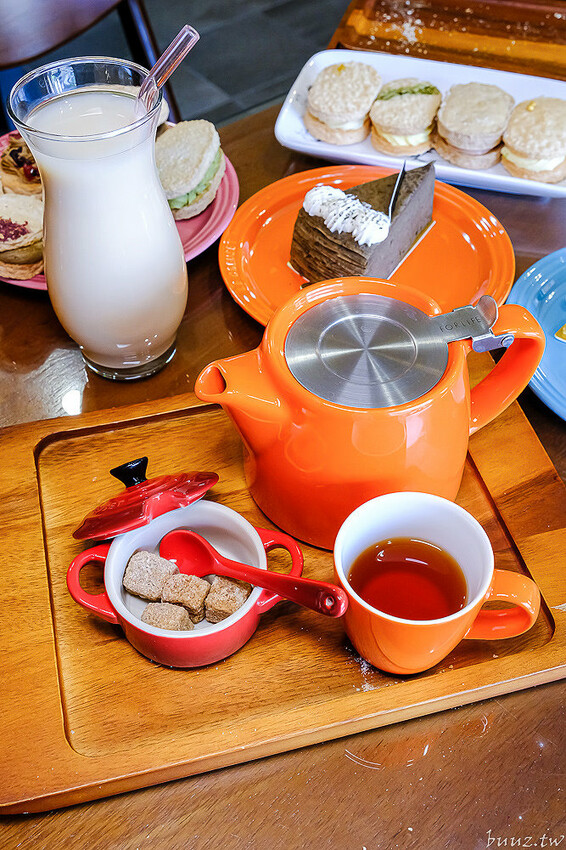 低調隱密法式甜點店,達克瓦茲專賣O.S.手作烘焙,一周只開三天,最新花茶達克瓦茲,融入花香茶韻~