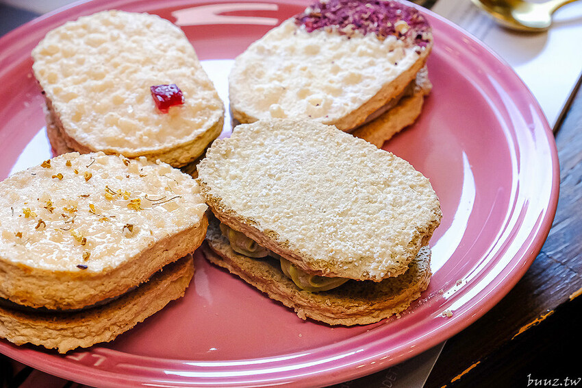 低調隱密法式甜點店,達克瓦茲專賣O.S.手作烘焙,一周只開三天,最新花茶達克瓦茲,融入花香茶韻~