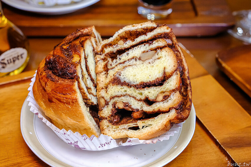 低調隱密法式甜點店,達克瓦茲專賣O.S.手作烘焙,一周只開三天,最新花茶達克瓦茲,融入花香茶韻~