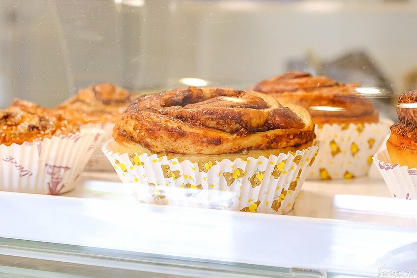 低調隱密法式甜點店,達克瓦茲專賣O.S.手作烘焙,一周只開三天,最新花茶達克瓦茲,融入花香茶韻~