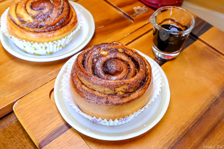 低調隱密法式甜點店,達克瓦茲專賣O.S.手作烘焙,一周只開三天,最新花茶達克瓦茲,融入花香茶韻~