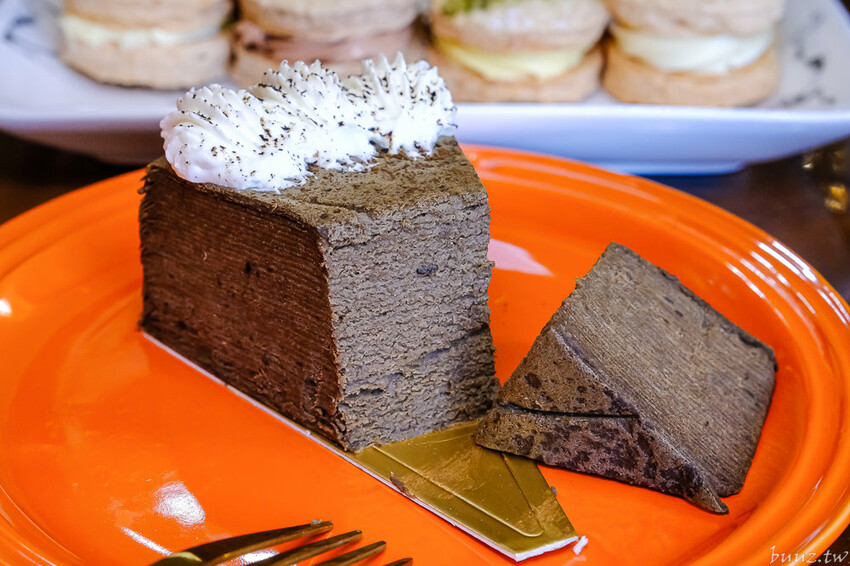 低調隱密法式甜點店,達克瓦茲專賣O.S.手作烘焙,一周只開三天,最新花茶達克瓦茲,融入花香茶韻~