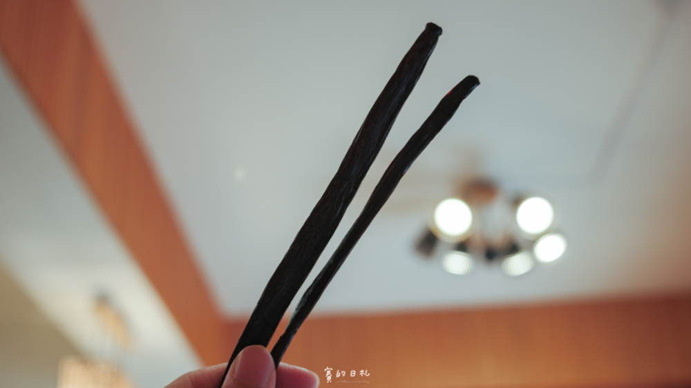 o.s. 義式冰淇淋手作烘焙 台中南屯區甜點 台中咖啡廳 賽的日札 手工芋頭千層蛋糕_-40.png