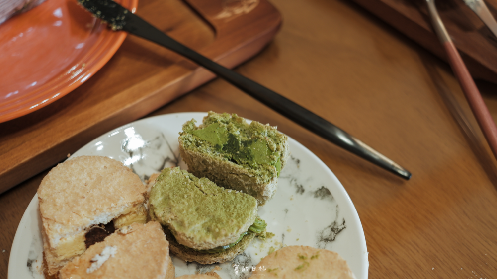 o.s. 義式冰淇淋手作烘焙 台中南屯區甜點 台中咖啡廳 賽的日札 手工芋頭千層蛋糕_-34.png