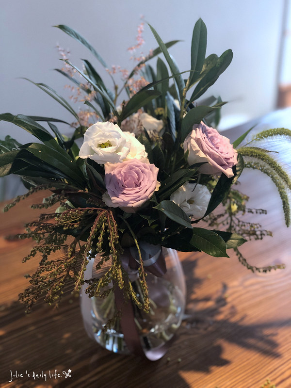 Glowcafe,一日遊,二手書,二手書店,將軍村,將軍村 影咖啡,將軍村 餐廳,將軍村市集,市集,新竹,新竹 將軍村,新竹將軍村,新竹市好吃,新竹市將軍村,新竹貨櫃市集,早午餐,林記冬粉鴨,玫瑰色二手書,甜點,老屋,花店,鴨肉 @跟著Julie一起走吧