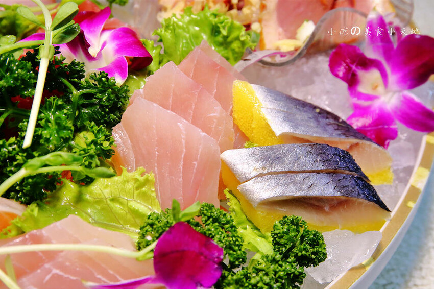 野柳海鮮推薦!望海亭海鮮餐廳,桌菜只要6000還有龍蝦!大口吃現撈活海鮮來這就對了!