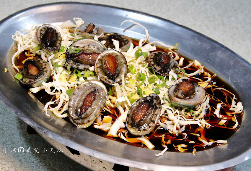 野柳海鮮推薦!望海亭海鮮餐廳,桌菜只要6000還有龍蝦!大口吃現撈活海鮮來這就對了!