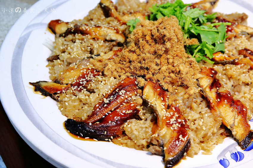 野柳海鮮推薦!望海亭海鮮餐廳,桌菜只要6000還有龍蝦!大口吃現撈活海鮮來這就對了!