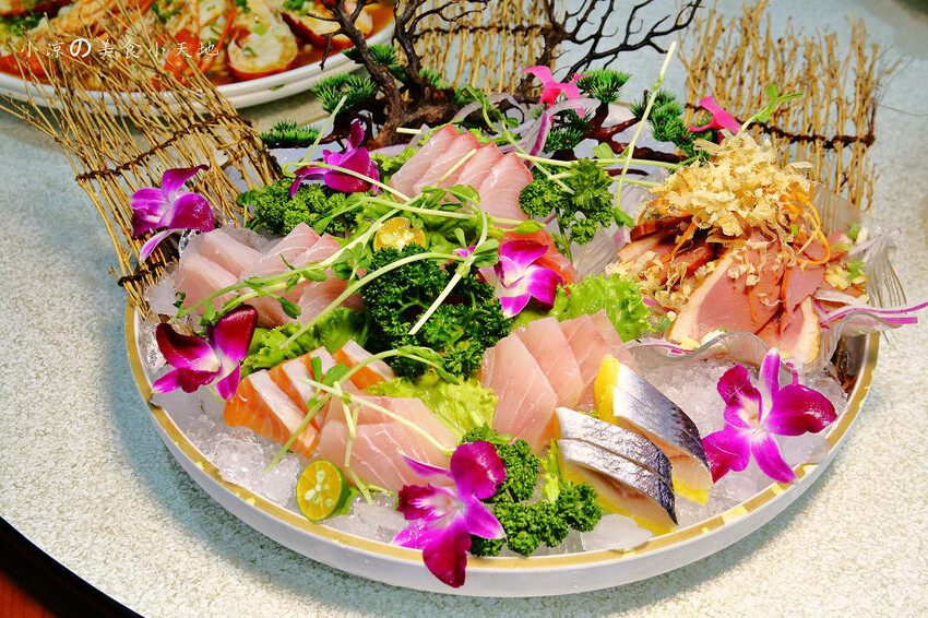 野柳海鮮推薦!望海亭海鮮餐廳,桌菜只要6000還有龍蝦!大口吃現撈活海鮮來這就對了!