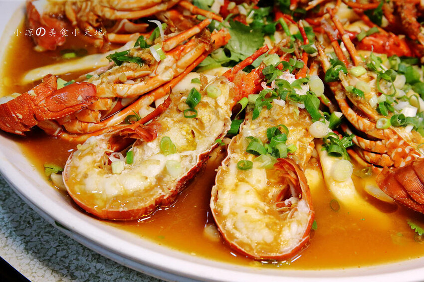 野柳海鮮推薦!望海亭海鮮餐廳,桌菜只要6000還有龍蝦!大口吃現撈活海鮮來這就對了!