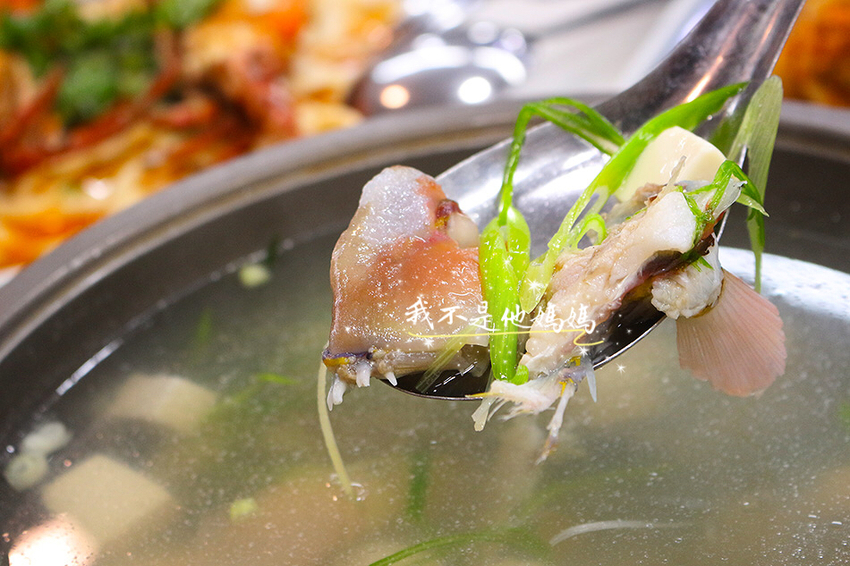 野柳風景區,海洋世界,野柳海洋世界,三嫂的店,小琉球望海亭,野柳美食,萬里 海鮮餐廳,北海岸海鮮,阿 雪 海鮮 熱 炒,北海岸現撈海鮮