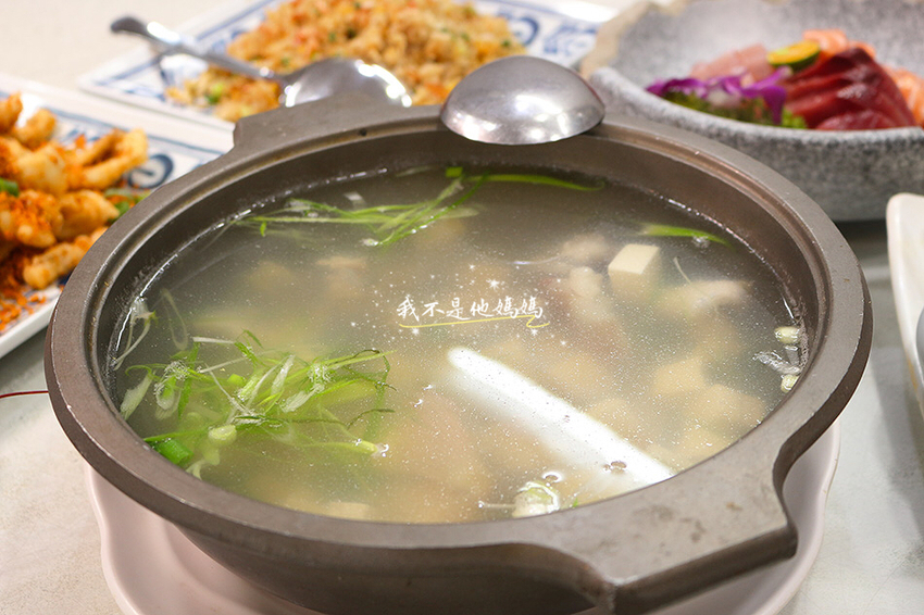 望海亭活海鮮,萬里美食,萬里海鮮餐廳,萬里活海鮮,野柳美食,野柳海鮮,野柳餐廳,北海岸一日遊,老梅,老梅石槽,北海岸景點,北海岸吃海鮮,南子吝步道