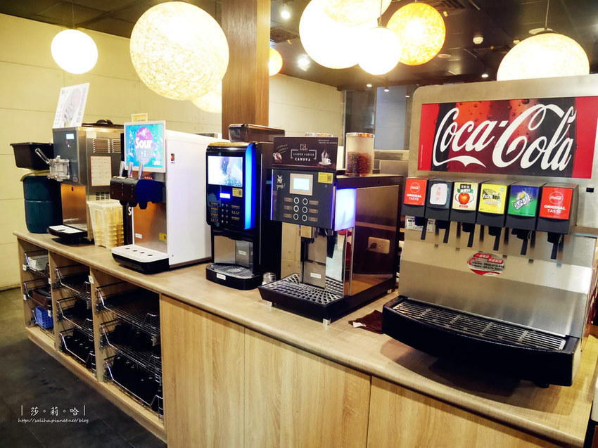 新北板橋府中站金大鋤壽喜燒SUKIYAKI火鍋麻辣鍋吃到飽餐廳好吃 (4)