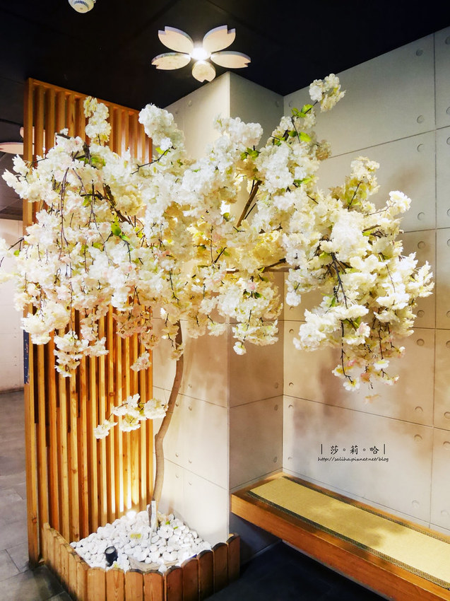 新北板橋府中站聚餐餐廳推薦金大鋤壽喜燒SUKIYAKI火鍋麻辣鍋吃到飽 (3)