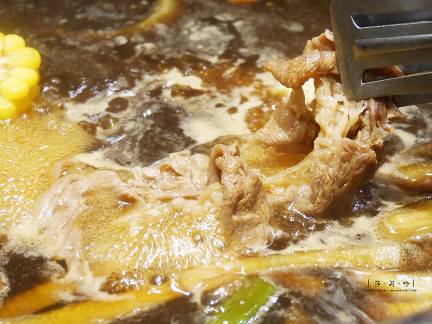 板橋好吃餐廳金大鋤壽喜燒SUKIYAKI府中店火鍋麻辣鍋吃到飽 (4)