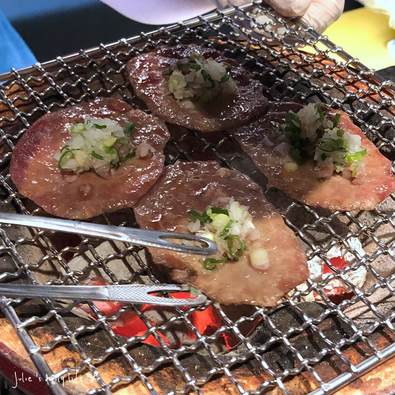 Yoloniku,三兩燒肉,台北,台北肉你好,和牛,大安區燒肉,專人服務,忠孝復興,忠孝復興 烤肉,忠孝復興 燒烤,忠孝復興 肉,忠孝復興燒烤,忠孝復興燒肉,忠孝復興美食,日式燒肉,東區,東區 燒肉,東區燒肉店,烤肉,燒肉,燒肉專門店,玉米筍,網美,肉 你好,肉你好,肉你好 價位,肉你好 忠孝,肉你好 忠孝復興,肉你好 火鍋,肉你好 菜單,肉你好-給大家的店,肉你好YOLONIKU,肉你好yoloniku 忠孝復興,肉你好yoloniku-燒肉串炸專門店,肉你好價位,肉你好價格,肉你好忠孝復興,肉你好東區,肉你好火鍋,肉你好燒烤,肉你好燒肉,肉你好燒肉 忠孝復興,肉你好菜單,肉你好蘆洲,肉你好蘆洲菜單,菜單 @跟著Julie一起走吧