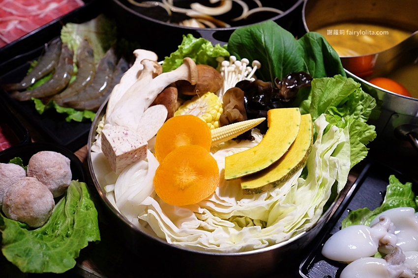 上井漾壽喜燒吃到飽。中壢新開幕壽喜燒,最便宜368元吃到飽!近80種食材讓你隨便挑,加碼3/20~3/22買一送一! @蹦啾♥謝蘿莉 La vie heureuse