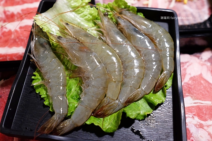 上井漾壽喜燒吃到飽。中壢新開幕壽喜燒,最便宜368元吃到飽!近80種食材讓你隨便挑,加碼3/20~3/22買一送一! @蹦啾♥謝蘿莉 La vie heureuse