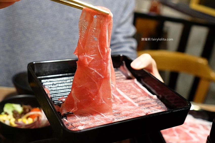 上井漾壽喜燒吃到飽。中壢新開幕壽喜燒,最便宜368元吃到飽!近80種食材讓你隨便挑,加碼3/20~3/22買一送一! @蹦啾♥謝蘿莉 La vie heureuse