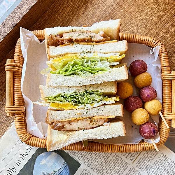 LINE_ALBUM_2022418_220418_7.jpg LINE_ALBUM_2022418_220418_7.jpg