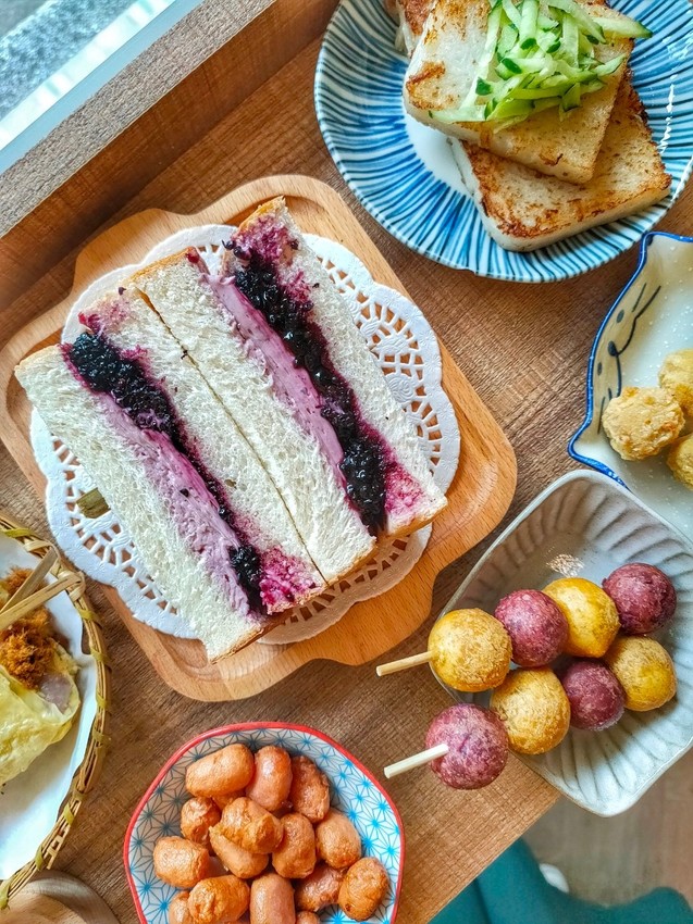 桃園大溪文章-大叔大嬸unale&aunt早午餐食務所-路邊不起眼文青小店，豆皮蛋餅有巧思 @民宿女王芽月-美食.旅遊.全台趴趴走