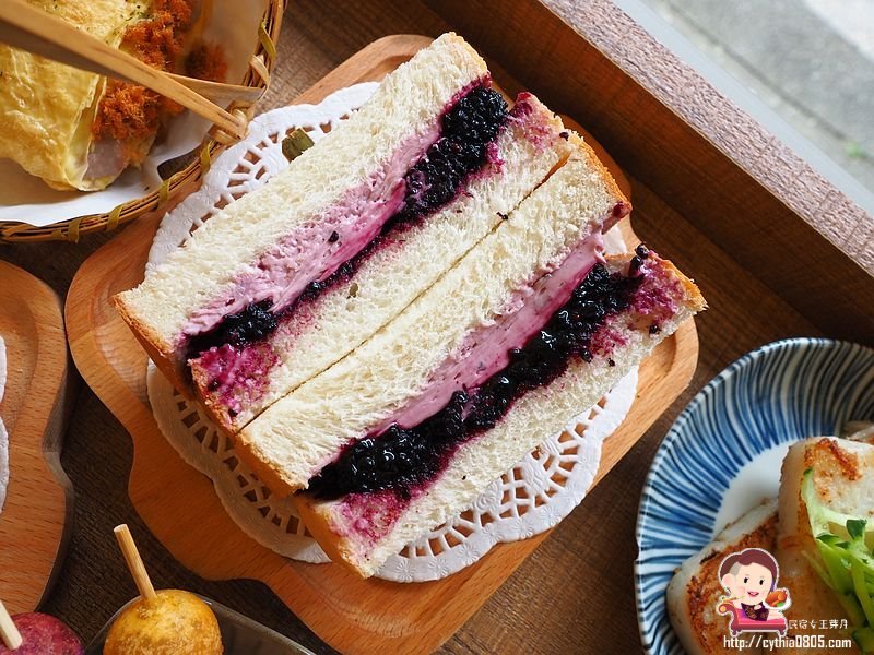 桃園大溪文章-大叔大嬸unale&aunt早午餐食務所-路邊不起眼文青小店，豆皮蛋餅有巧思 @民宿女王芽月-美食.旅遊.全台趴趴走