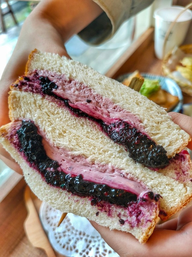 桃園大溪文章-大叔大嬸unale&aunt早午餐食務所-路邊不起眼文青小店，豆皮蛋餅有巧思 @民宿女王芽月-美食.旅遊.全台趴趴走