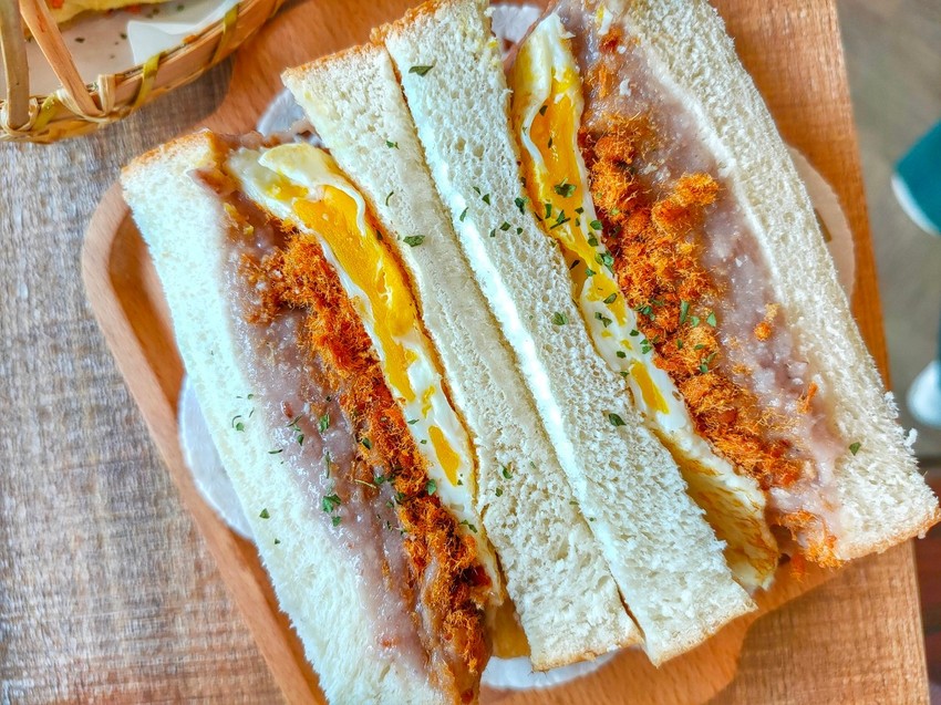 桃園大溪文章-大叔大嬸unale&aunt早午餐食務所-路邊不起眼文青小店，豆皮蛋餅有巧思 @民宿女王芽月-美食.旅遊.全台趴趴走