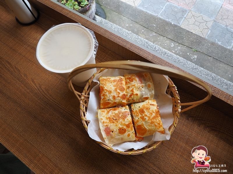 桃園大溪文章-大叔大嬸unale&aunt早午餐食務所-路邊不起眼文青小店，豆皮蛋餅有巧思 @民宿女王芽月-美食.旅遊.全台趴趴走