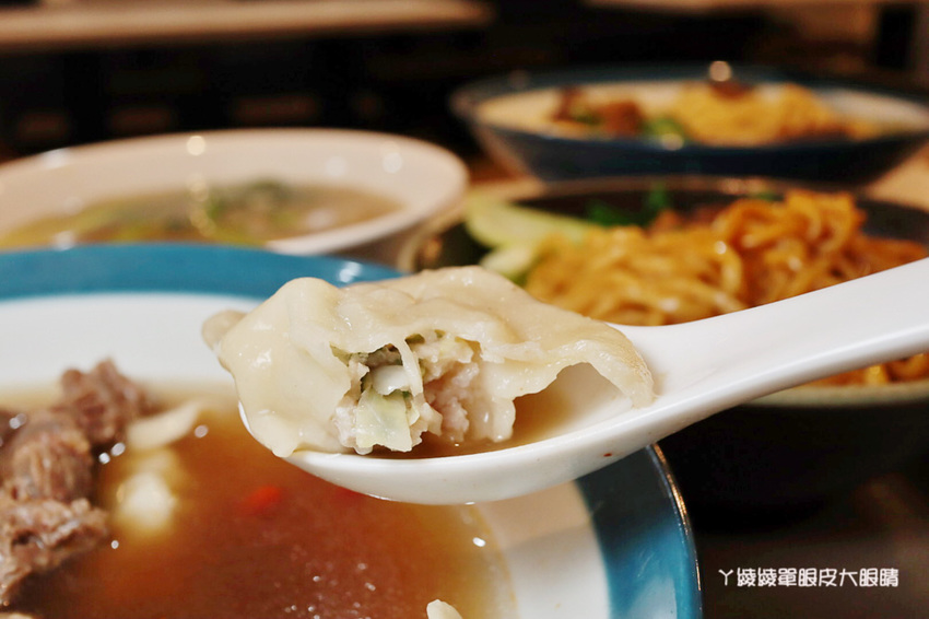 新竹牛肉麵推薦牛太鉉牛肉麵館！竹東人氣爆表的紅燒牛肉麵百元有找，台泥公園附近美食小吃