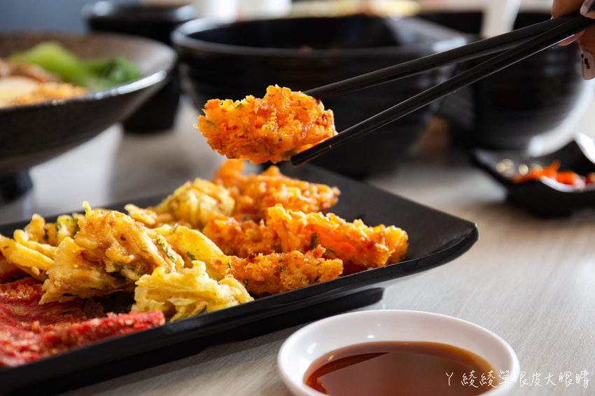 最便宜一碗牛肉麵只要九十元！竹東超人氣牛肉麵店還有自助咖啡機！新竹美食小吃推薦