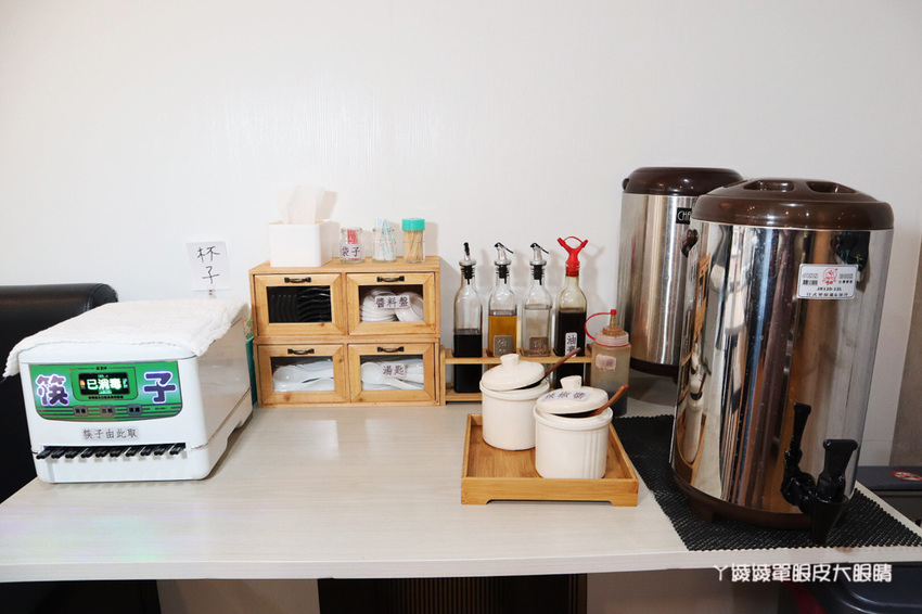 新竹牛肉麵推薦牛太鉉牛肉麵館！竹東人氣爆表的紅燒牛肉麵百元有找，台泥公園附近美食小吃