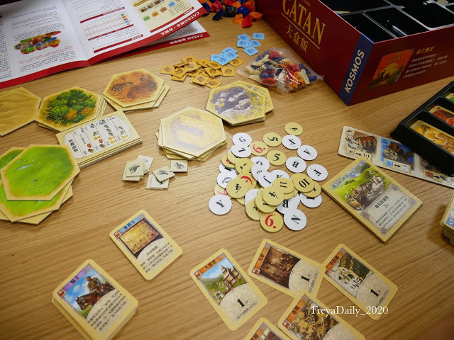 2020, Mar │貳家桌遊 古亭店│走吧台北哪裡玩：中正區捷運古亭站 台北桌遊店超多桌遊任你選 台北雨天室內聚餐聚會 玩一整天都可以