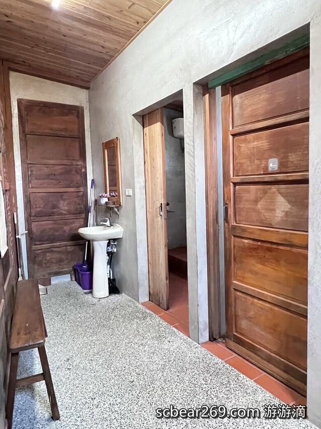 【龍潭】「晴耕雨讀小書院.田野間裡的三合院老宅獨立書店(景觀咖啡/輕食/鹹派/二手書/明信片/文創商品)」