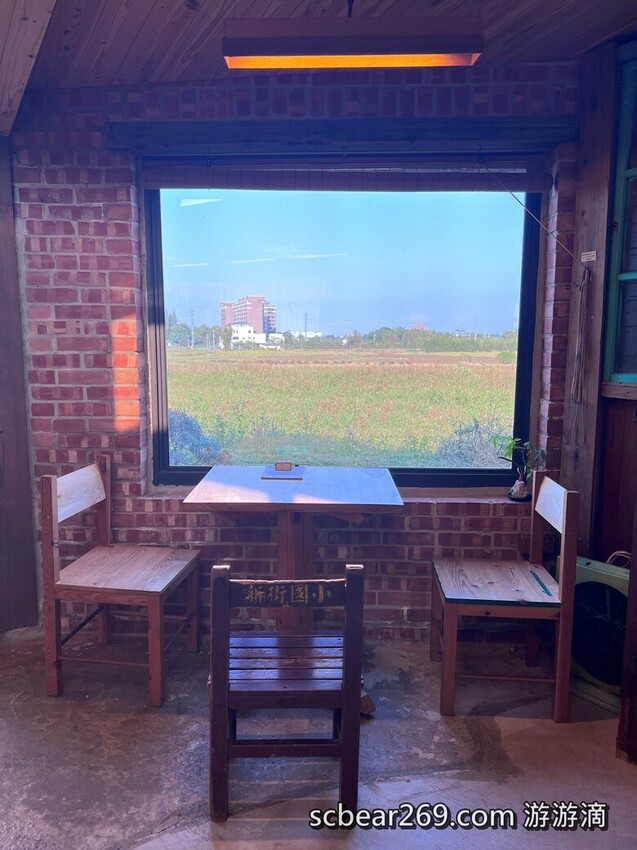 【龍潭】「晴耕雨讀小書院.田野間裡的三合院老宅獨立書店(景觀咖啡/輕食/鹹派/二手書/明信片/文創商品)」