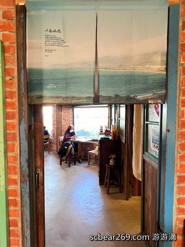 【龍潭】「晴耕雨讀小書院.田野間裡的三合院老宅獨立書店(景觀咖啡/輕食/鹹派/二手書/明信片/文創商品)」