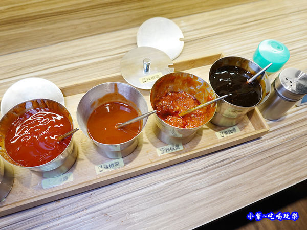 呷七碗淡水店 (13).jpg