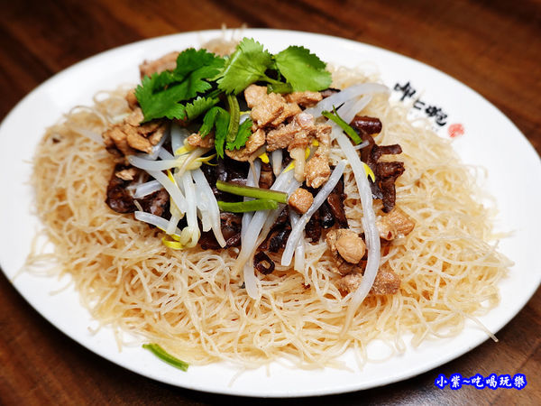 肉燥米粉-呷七碗淡水店 (3).jpg