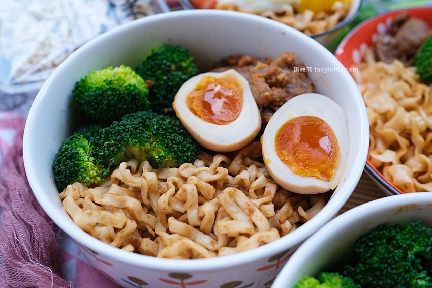 幸福相伴麵。乾拌麵推薦 宅配大爆單一等2個月！這絕對是我近期吃到最美味的獨門乾拌麵！ @蹦啾♥謝蘿莉 La vie heureuse