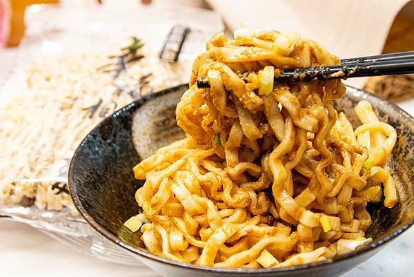 【宅配乾拌麵】幸福相伴麵-真的跟現煮一樣美味!比名店還要厲害的乾拌麵美食