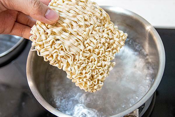 【宅配乾拌麵】幸福相伴麵-真的跟現煮一樣美味!比名店還要厲害的乾拌麵美食