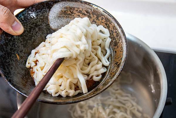 【宅配乾拌麵】幸福相伴麵-真的跟現煮一樣美味!比名店還要厲害的乾拌麵美食