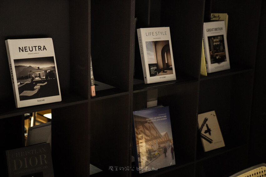 AKA Artland 亞典書店 X魔王 隱藏在地下室的藝廊餐廳 台北餐酒館推薦！