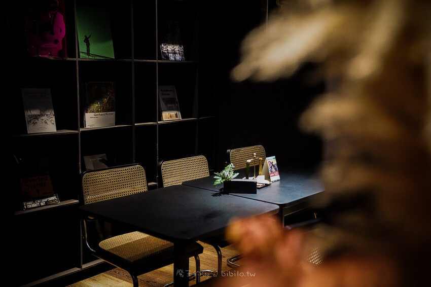 AKA Artland 亞典書店 X魔王 隱藏在地下室的藝廊餐廳 台北餐酒館推薦！